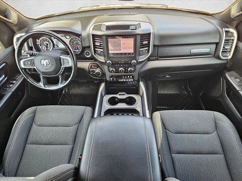 Used 2022 RAM 1500 Big Horn AWD/4WD image 16