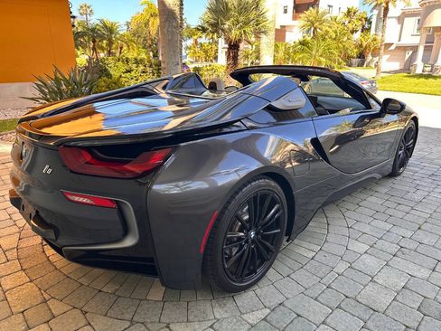 Used 2019 BMW i8 Roadster AWD/4WD image 34