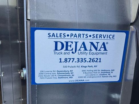 Used 2025 Chevrolet Express 2500 Extended w/ Communications Package image 24