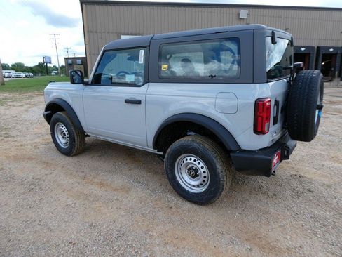 New 2026 Ford Bronco 2-Door AWD/4WD image 6