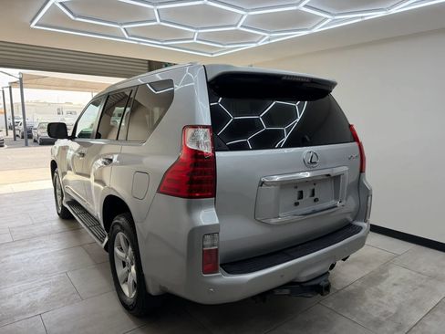 Used 2011 Lexus GX 460 w/ Convenience Pkg AWD/4WD image 5