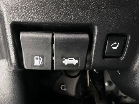 Used 2018 Nissan Murano Platinum image 35