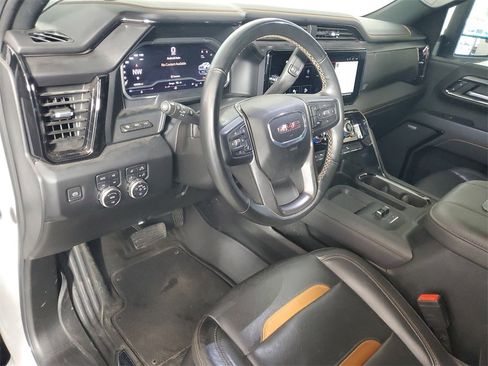Used 2024 GMC Sierra 2500 AT4 w/ AT4 Premium Plus Package image 10