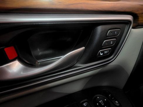 Used 2021 Honda CR-V EX-L image 15
