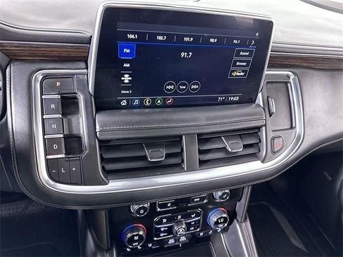 Used 2021 Chevrolet Tahoe High Country image 13