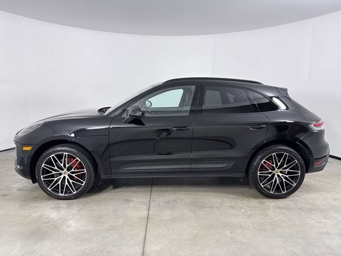 Used 2023 Porsche Macan S w/ Premium Package AWD/4WD image 2