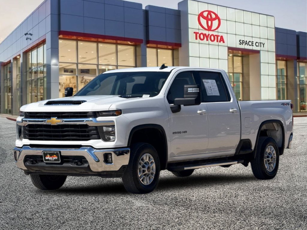 Used 2025 Chevrolet Silverado 2500 LT w/ Convenience Package AWD/4WD image 2