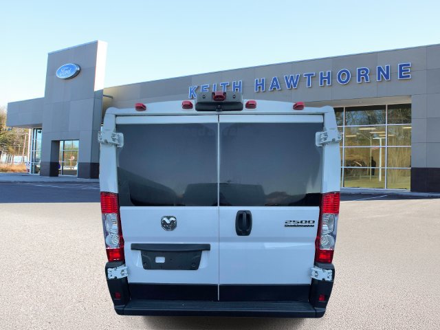 Used 2025 RAM ProMaster 2500 w/ U-Haul Equipment Group FWD image 6