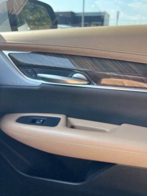 Used 2024 Cadillac XT6 Sport w/ Platinum Package AWD/4WD image 13