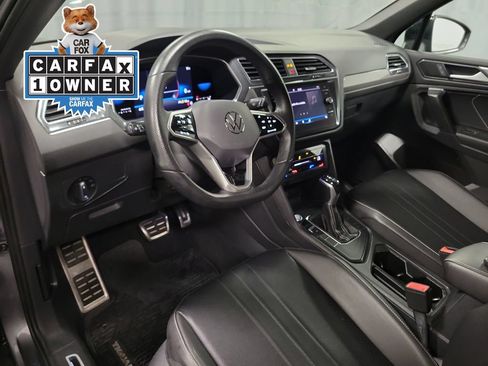 Used 2022 Volkswagen Tiguan SE R-Line FWD image 16