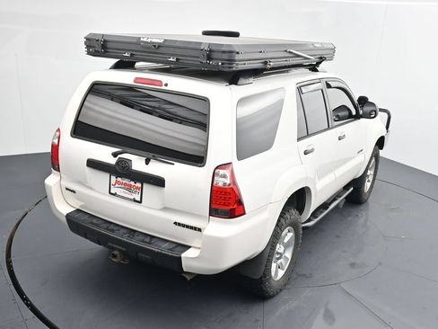Used 2006 Toyota 4Runner SR5 AWD/4WD image 27