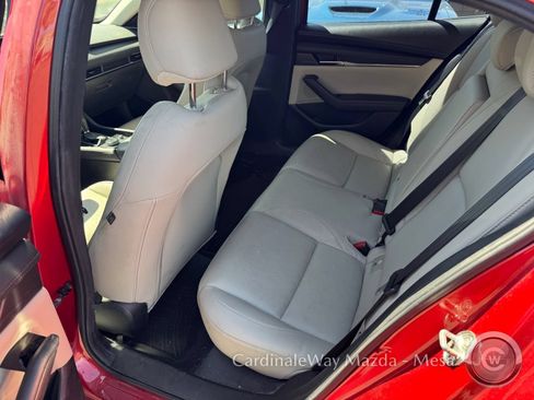 Used 2019 MAZDA MAZDA3 Sedan w/ Preferred Package FWD image 10