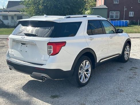 Used 2022 Ford Explorer Platinum w/ Technology Package image 7