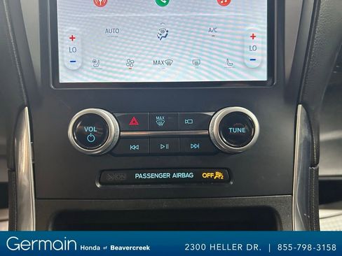 Used 2023 Ford Edge Titanium image 23