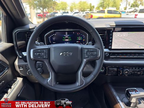 Used 2026 Chevrolet Silverado 1500 High Country w/ Midnight Edition AWD/4WD image 33