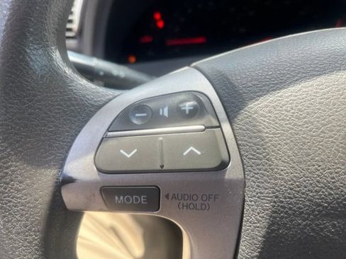 Used 2009 Toyota Camry SE FWD image 12