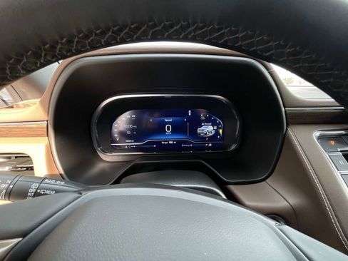 Certified 2024 Chevrolet Tahoe High Country w/ Premium Package 2 image 11