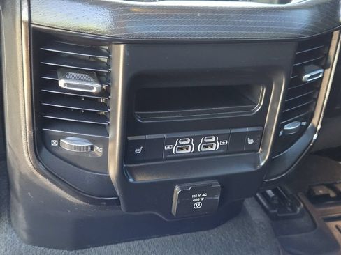 Used 2022 RAM 1500 Limited AWD/4WD image 35