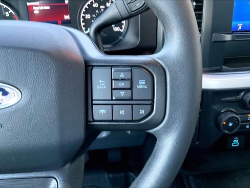 Used 2023 Ford F250 XL image 23