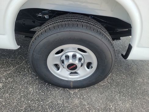 New 2025 GMC Savana 2500 w/ Driver Convenience Package image 14