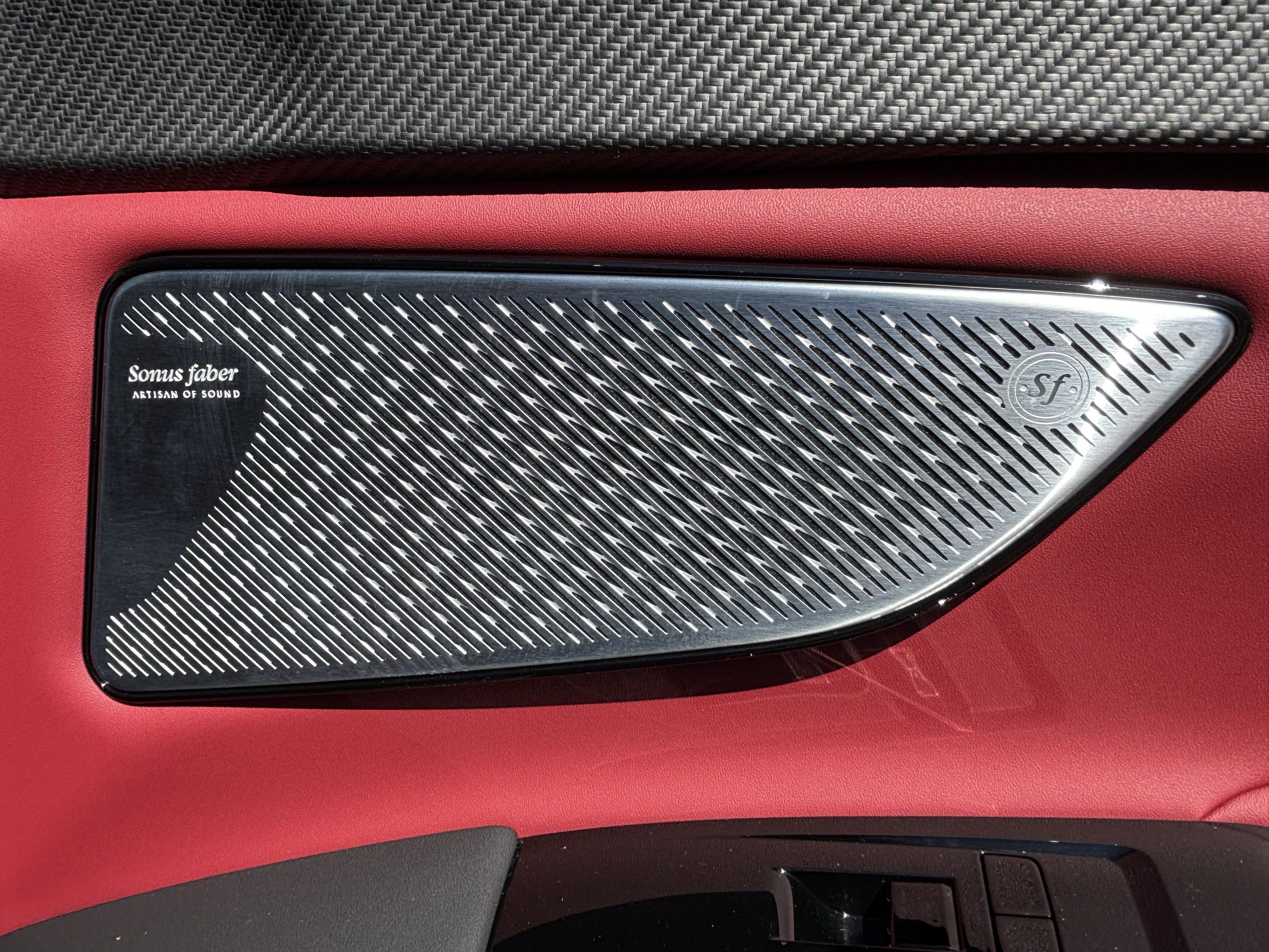 Used 2023 Maserati Grecale Folgore AWD/4WD image 37