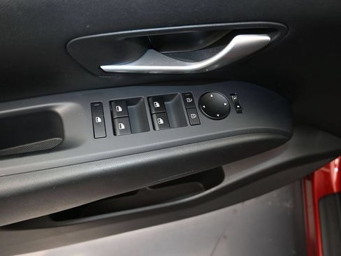 Used 2025 Hyundai Tucson SEL FWD image 11