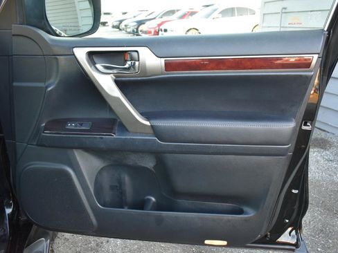Used 2010 Lexus GX 460 image 43