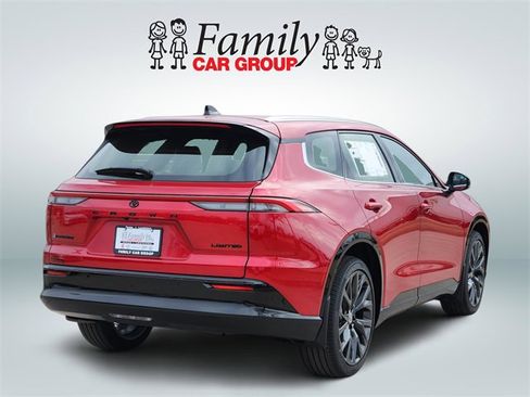 New 2025 Toyota Crown Signia image 4