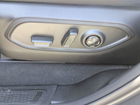 New 2025 Jeep Grand Cherokee Limited image 15