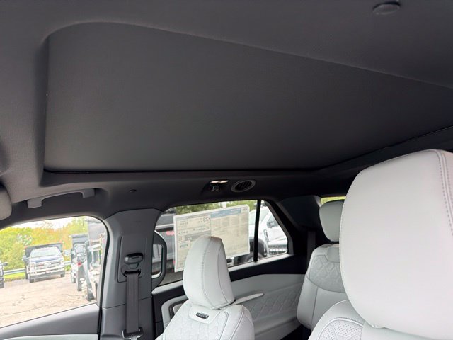 New 2027 Ford Explorer Platinum w/ LUX Leather Package AWD/4WD image 16