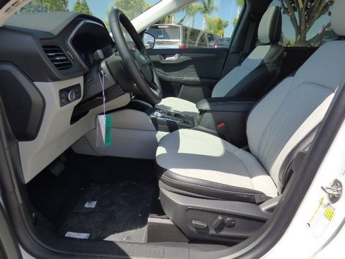 New 2025 Ford Escape Base w/ PHEV Premium Package image 28