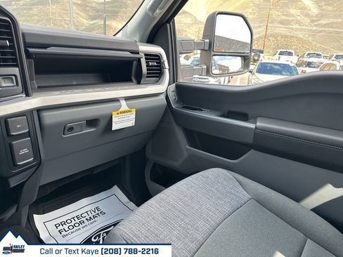 New 2025 Ford F350 XLT AWD/4WD image 34