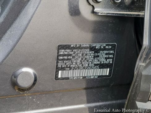 Used 2025 Subaru Forester Limited w/ Popular Package #1 AWD/4WD image 16