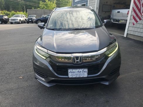 Used 2019 Honda HR-V Touring image 2