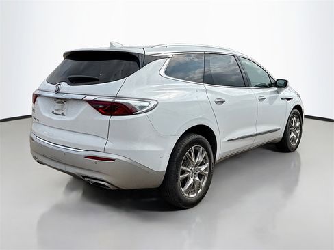 Used 2023 Buick Enclave Essence w/ Experience Buick Package image 7