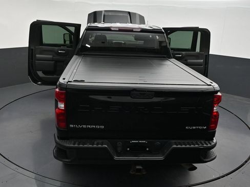 Used 2022 Chevrolet Silverado 2500 Custom w/ Custom Convenience Package AWD/4WD image 39