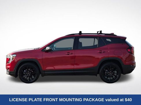 Used 2024 GMC Terrain SLT w/ Tech Package AWD/4WD image 8