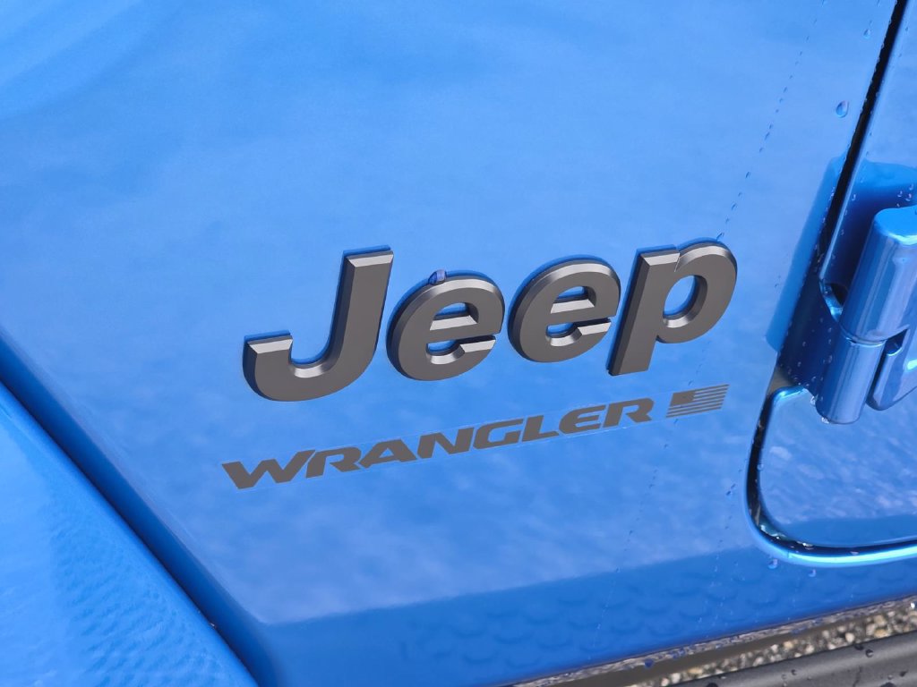 New 2026 Jeep Wrangler Unlimited Sahara AWD/4WD image 38