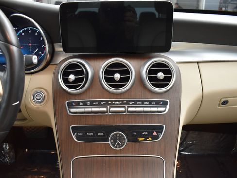 Used 2021 Mercedes-Benz C 300 4MATIC Sedan image 17