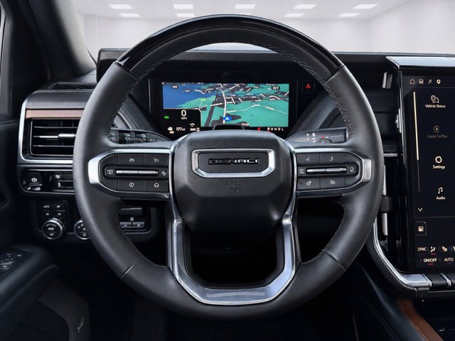 Used 2026 GMC Yukon Denali w/ Denali Reserve Package AWD/4WD image 45