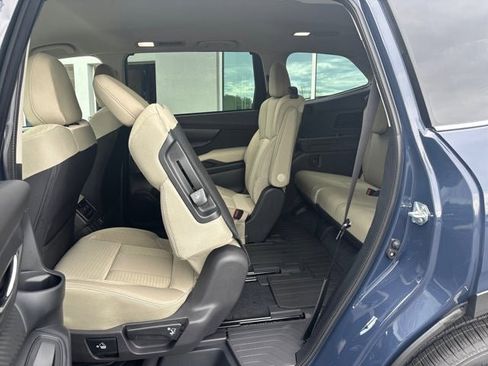 New 2025 Subaru Ascent Premium image 96