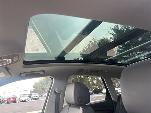 Used 2019 Audi Q5 Prestige w/ Prestige Package image 15