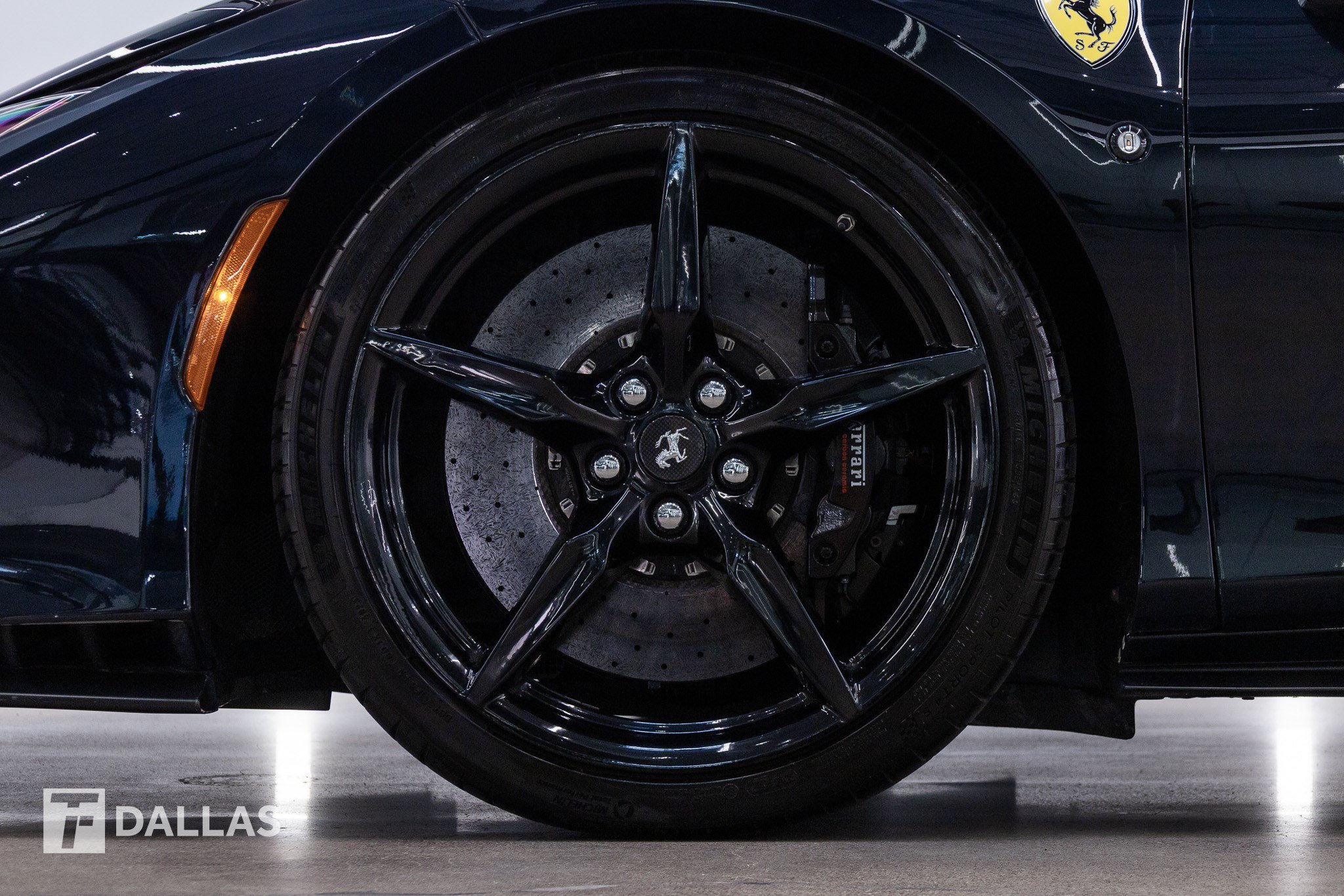 Used 2020 Ferrari F8 Tributo RWD image 6