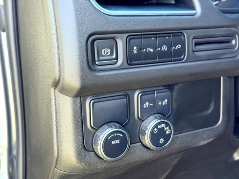 Used 2021 Chevrolet Tahoe LT image 15