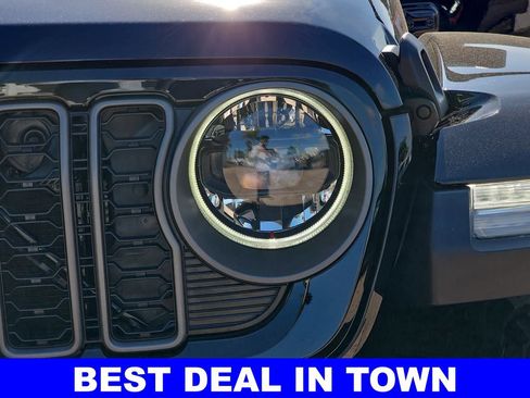 New 2026 Jeep Wrangler Unlimited Rubicon AWD/4WD image 17