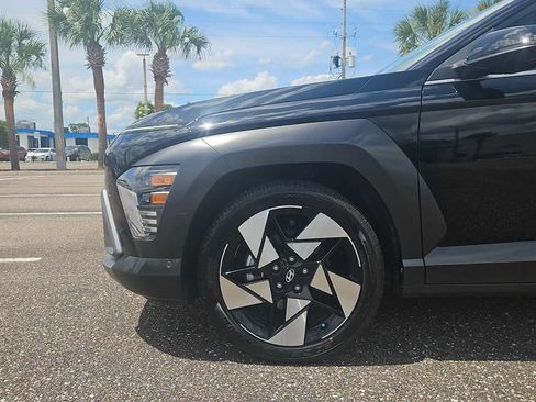 Used 2024 Hyundai Kona Limited FWD image 19