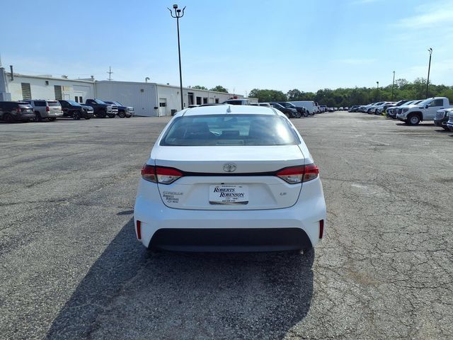 Used 2024 Toyota Corolla LE FWD image 6