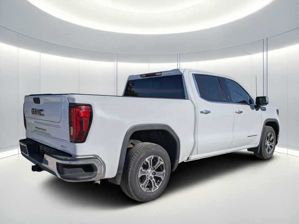 Used 2025 GMC Sierra 1500 SLT RWD image 4