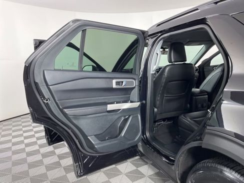 Used 2024 Ford Explorer XLT w/ Equipment Group 202A image 44