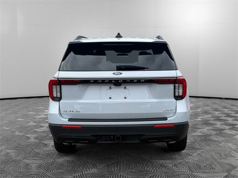 New 2026 Ford Explorer Active image 4